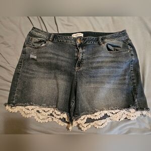 Lane Bryant shorts sz 18